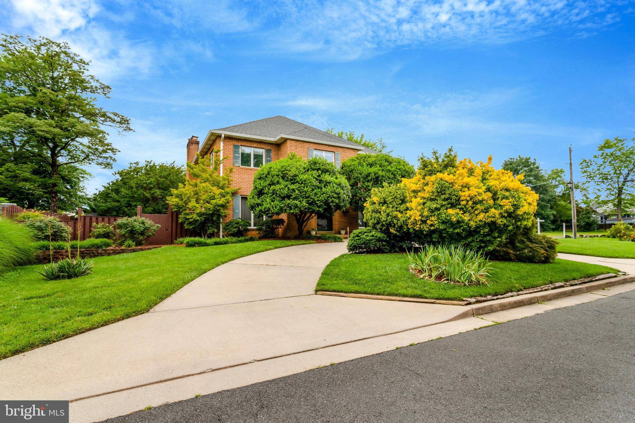 Arlington, VA 22204,500 S LEXINGTON ST
