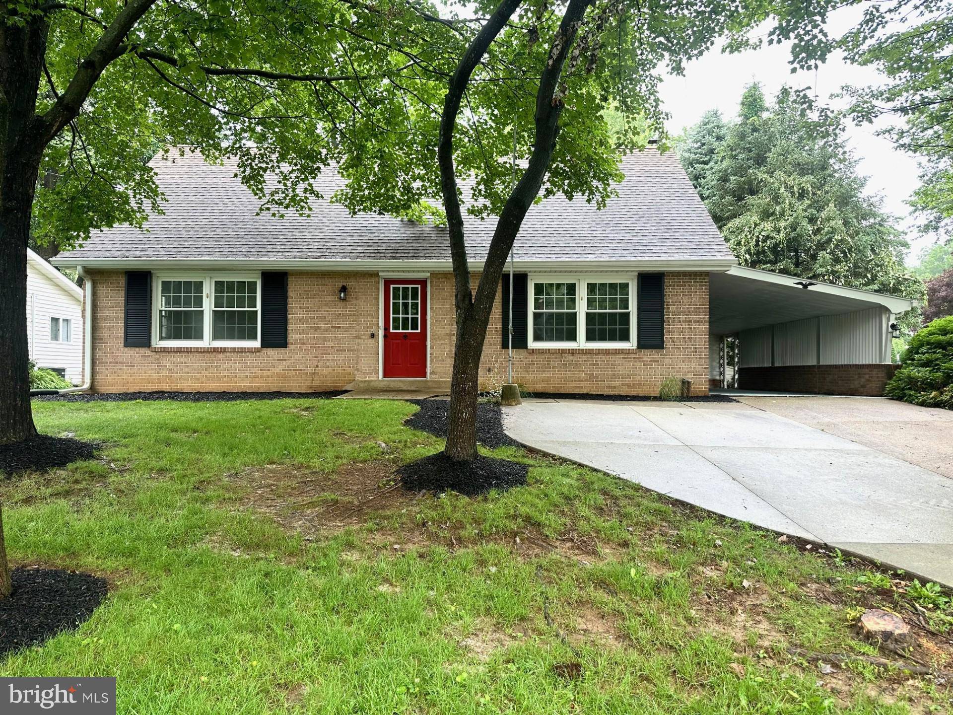 Mechanicsburg, PA 17055,708 S BROAD ST