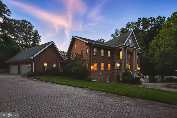 1712 BRIAR RIDGE RD, Mclean, VA 22101