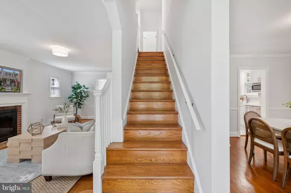 Washington, DC 20016,4413 BUTTERWORTH PL NW