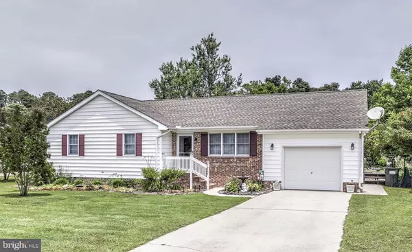 7267 OLGA DR, Chincoteague Island, VA 23336