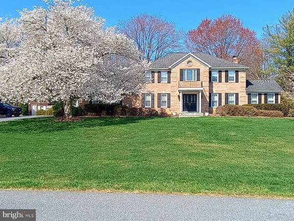 16004 NEW BEDFORD DR,  Rockville,  MD 20855