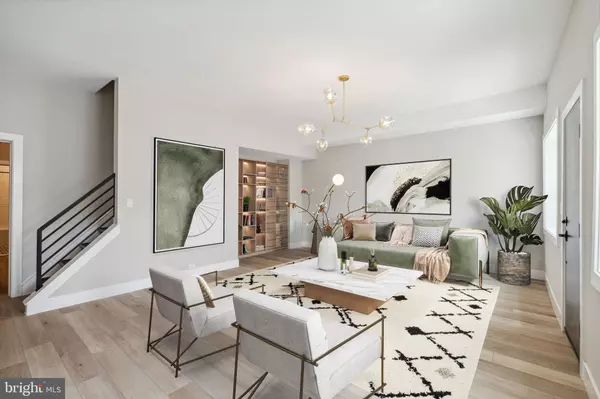 163 EAST ST, Philadelphia, PA 19127