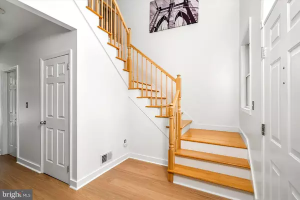 Pennington, NJ 08534,9 HEDGECROFT DR