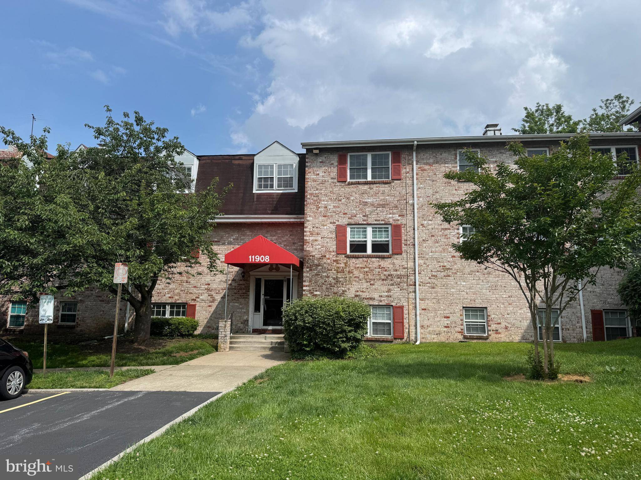 Reisterstown, MD 21136,11908-J TARRAGON RD #J