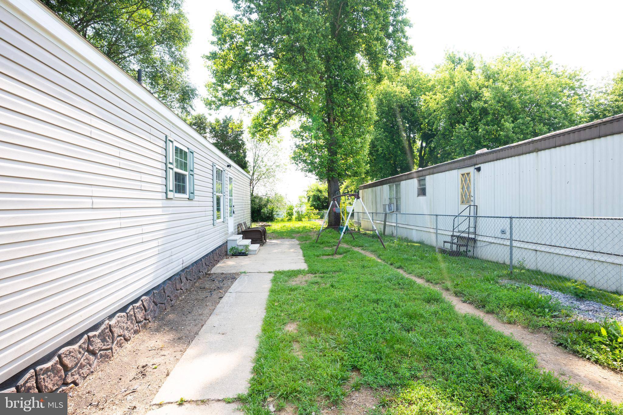 Martinsburg, WV 25405,92 EDSEL AVENUE