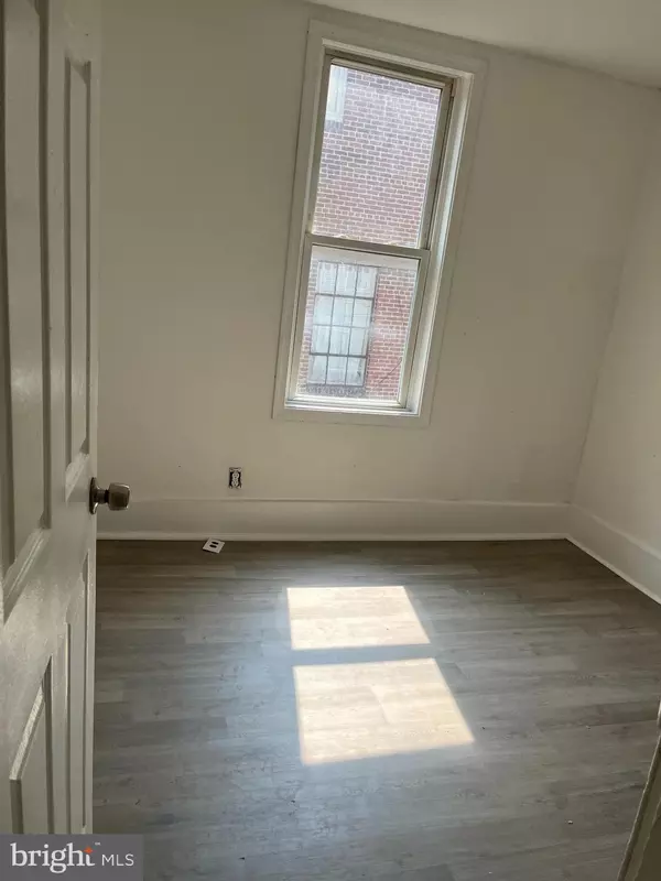 Philadelphia, PA 19124,4331 WALN ST