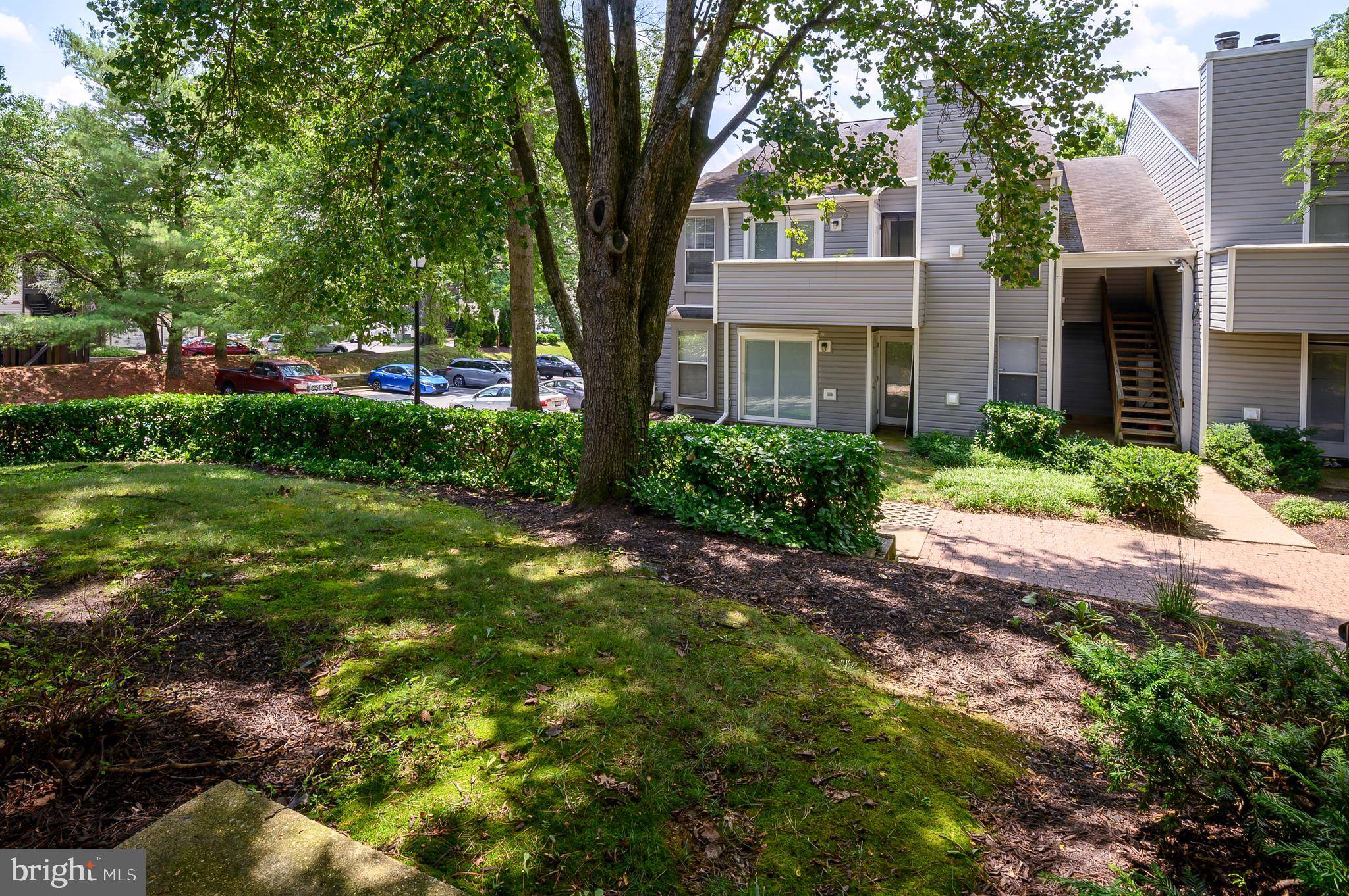 Burtonsville, MD 20866,3925 GREENCASTLE RD #101