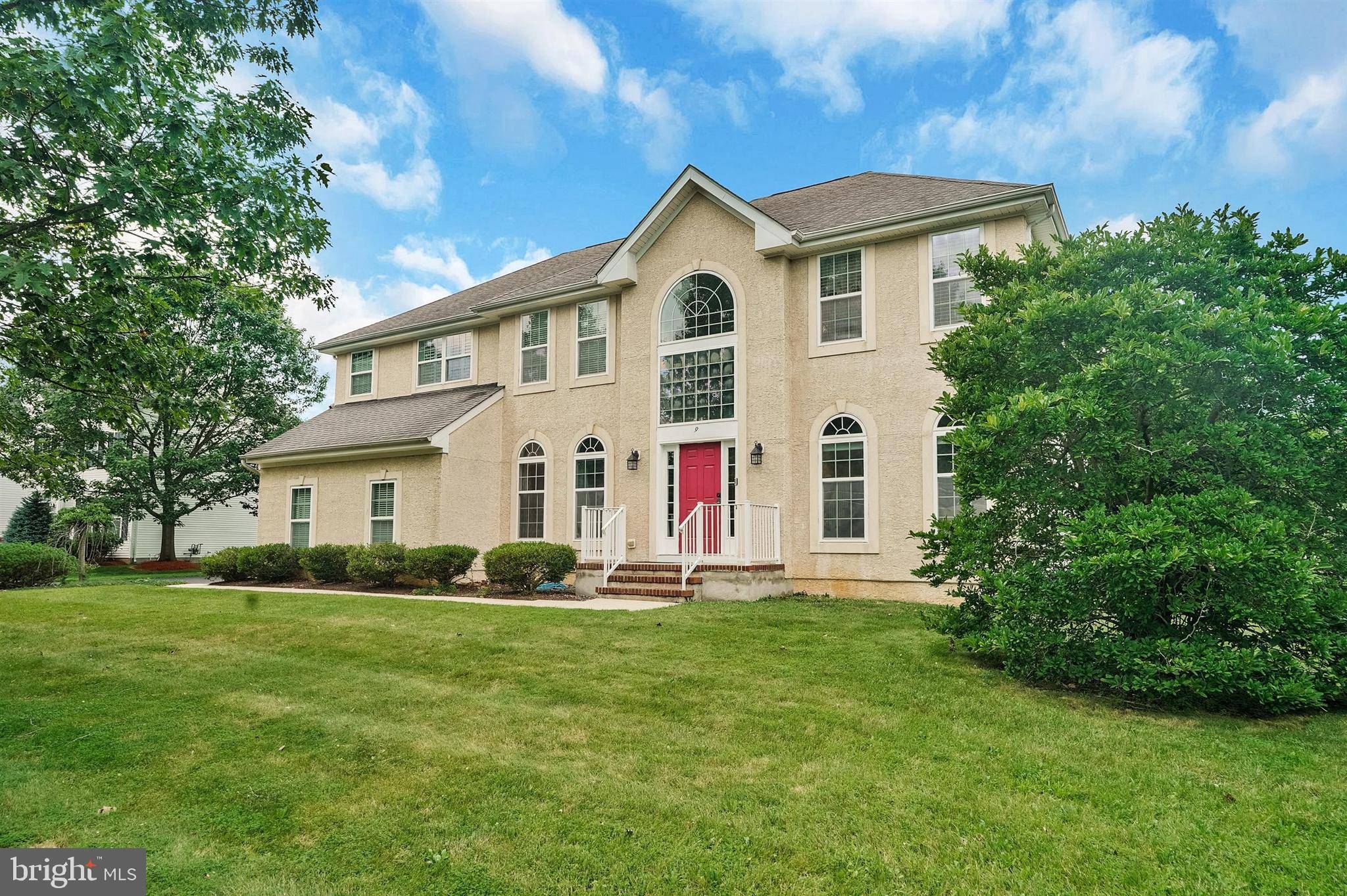 6 MAHOGANY CT, Plainsboro, NJ 08536