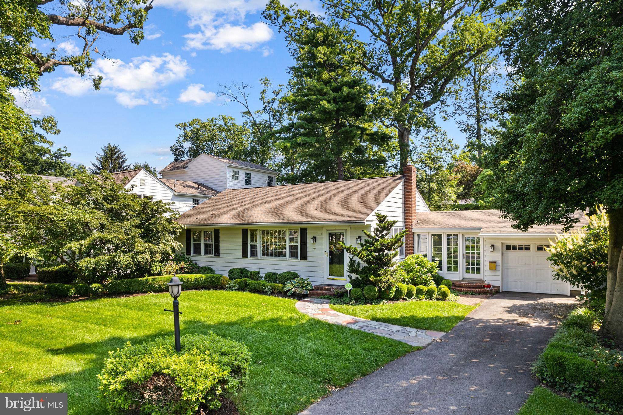 Haddonfield, NJ 08033,311 PEYTON AVE
