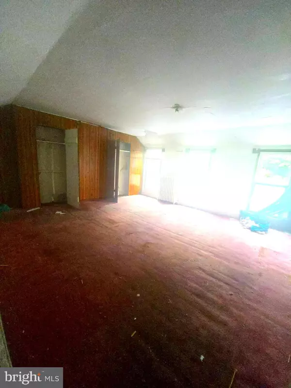 Pottsville, PA 17901,118 S 3RD ST