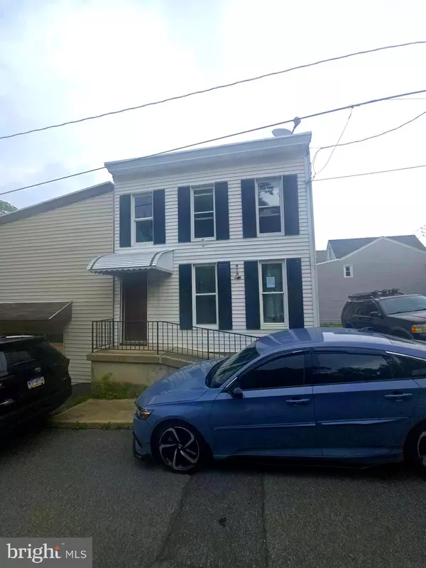 Pottsville, PA 17901,118 S 3RD ST