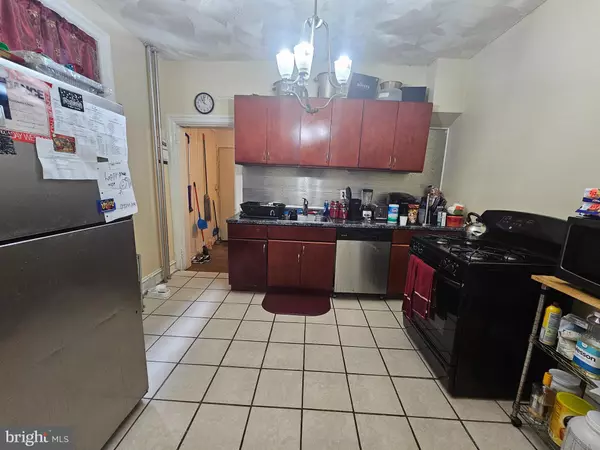 Philadelphia, PA 19138,5704 SPRAGUE ST