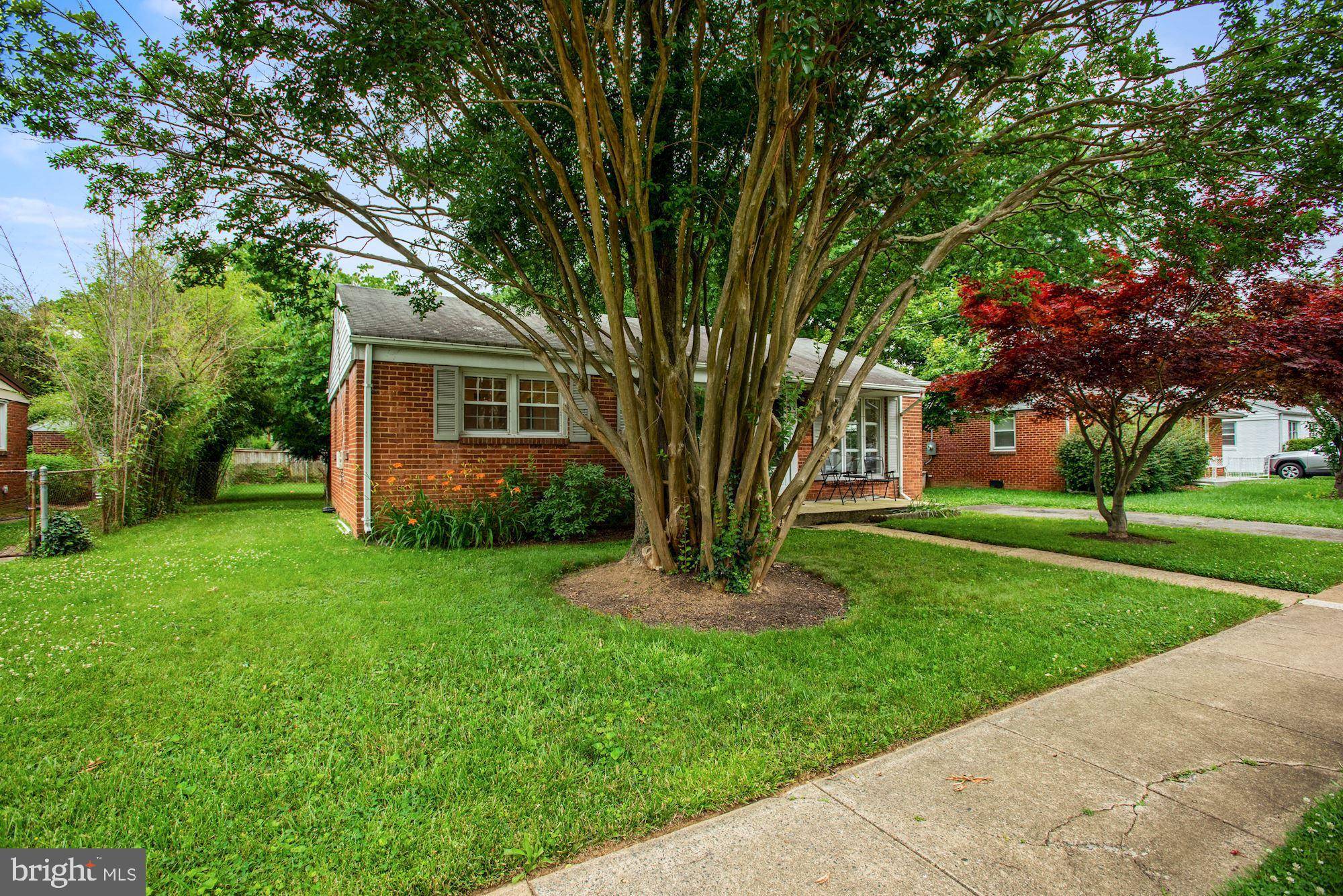 Arlington, VA 22205,708 N FLORIDA ST