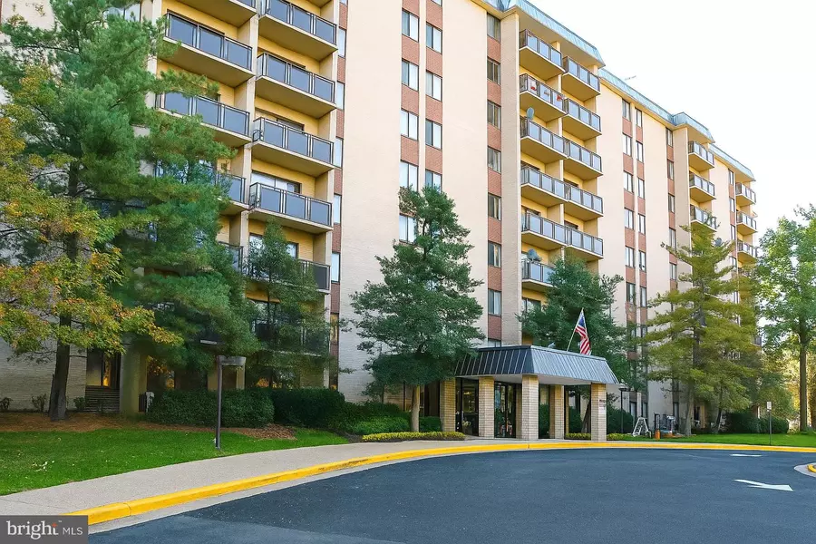 3101 S MANCHESTER ST #713, Falls Church, VA 22044