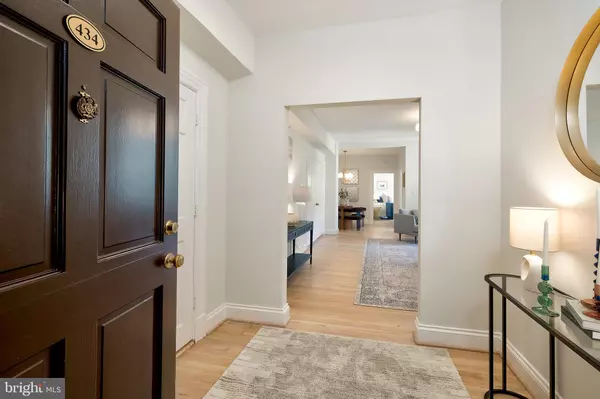 Washington, DC 20008,3100 CONNECTICUT AVE NW #434
