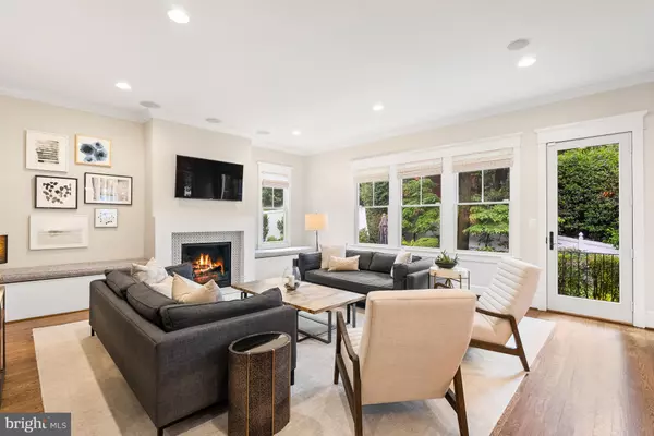 Arlington, VA 22207,2407 N NELSON ST