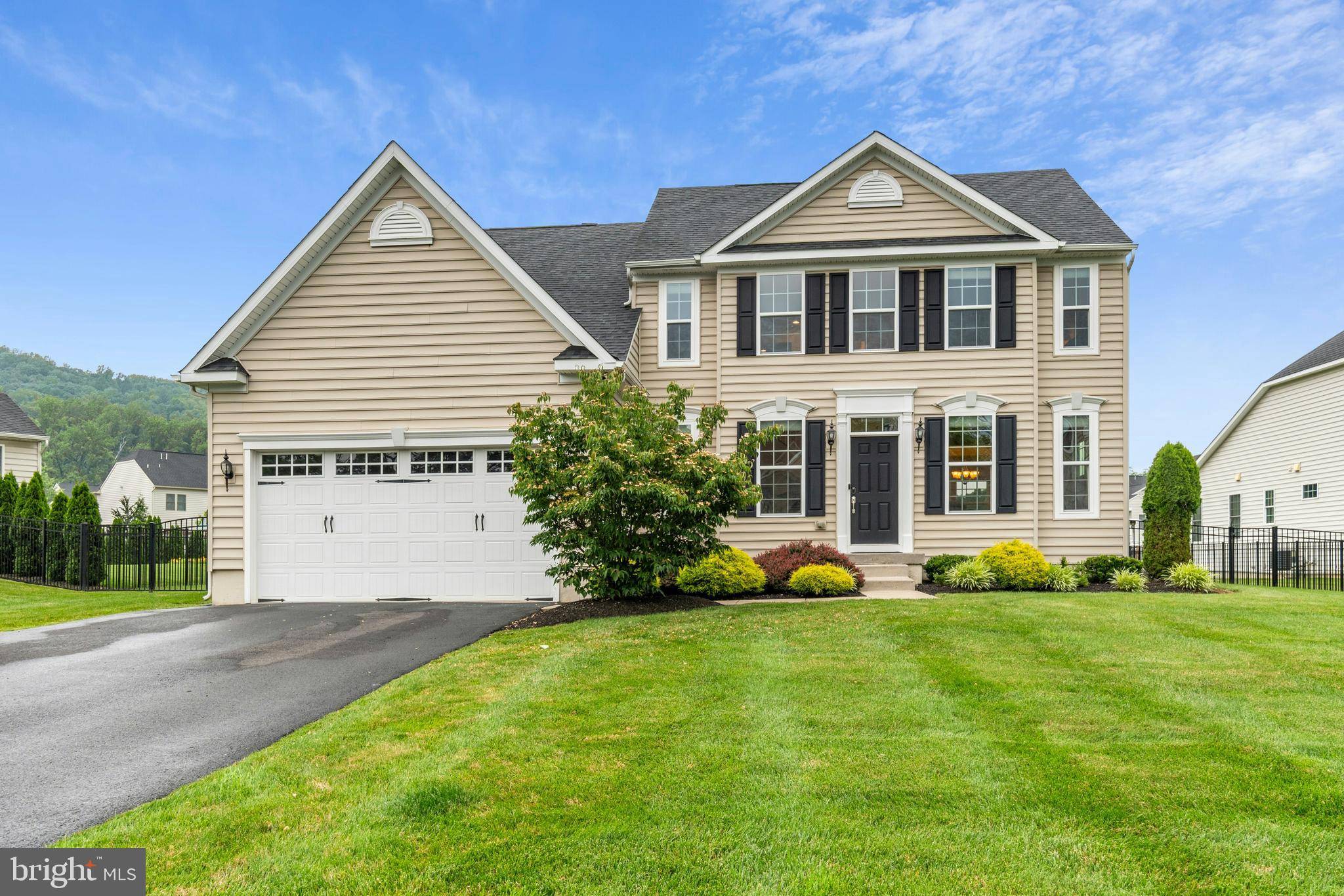 Center Valley, PA 18034,3526 CLARINBRIDGE WAY W