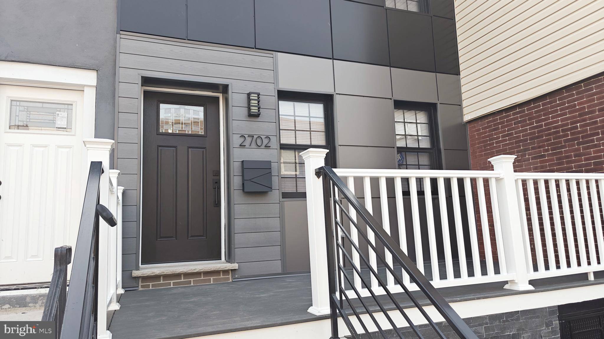 Philadelphia, PA 19148,2702 S MARSHALL ST