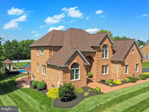 Smithsburg, MD 21783,22124 WHITESTONE CT