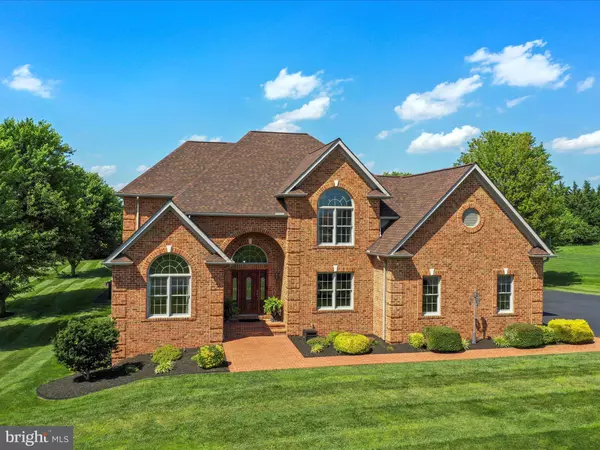 Smithsburg, MD 21783,22124 WHITESTONE CT