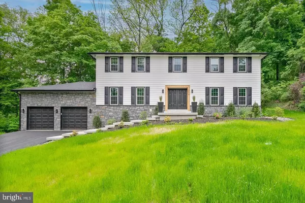 306 SANDCASTLE LN, Bryn Mawr, PA 19010