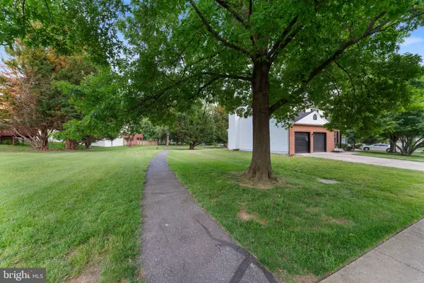 Bowie, MD 20721,10304 SEA PINES DR