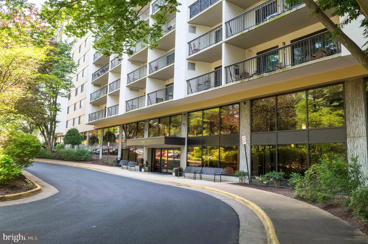 Falls Church, VA 22041,3800 POWELL LN #1022