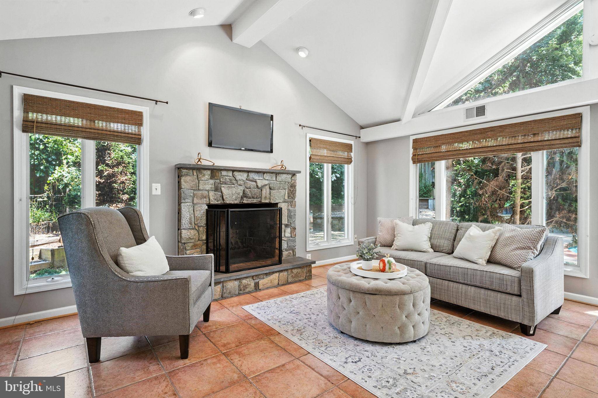 Mclean, VA 22101,1725 BIRCH RD