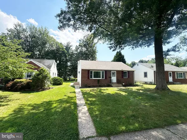 1124 LOCUST AVE, Lansdale, PA 19446
