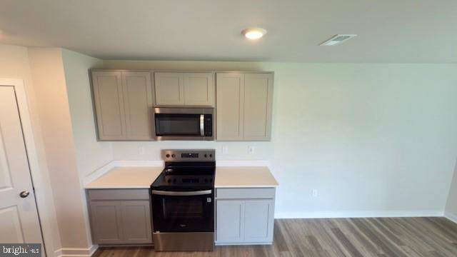 La Plata, MD 20646,492 WOODGRAIN AVE
