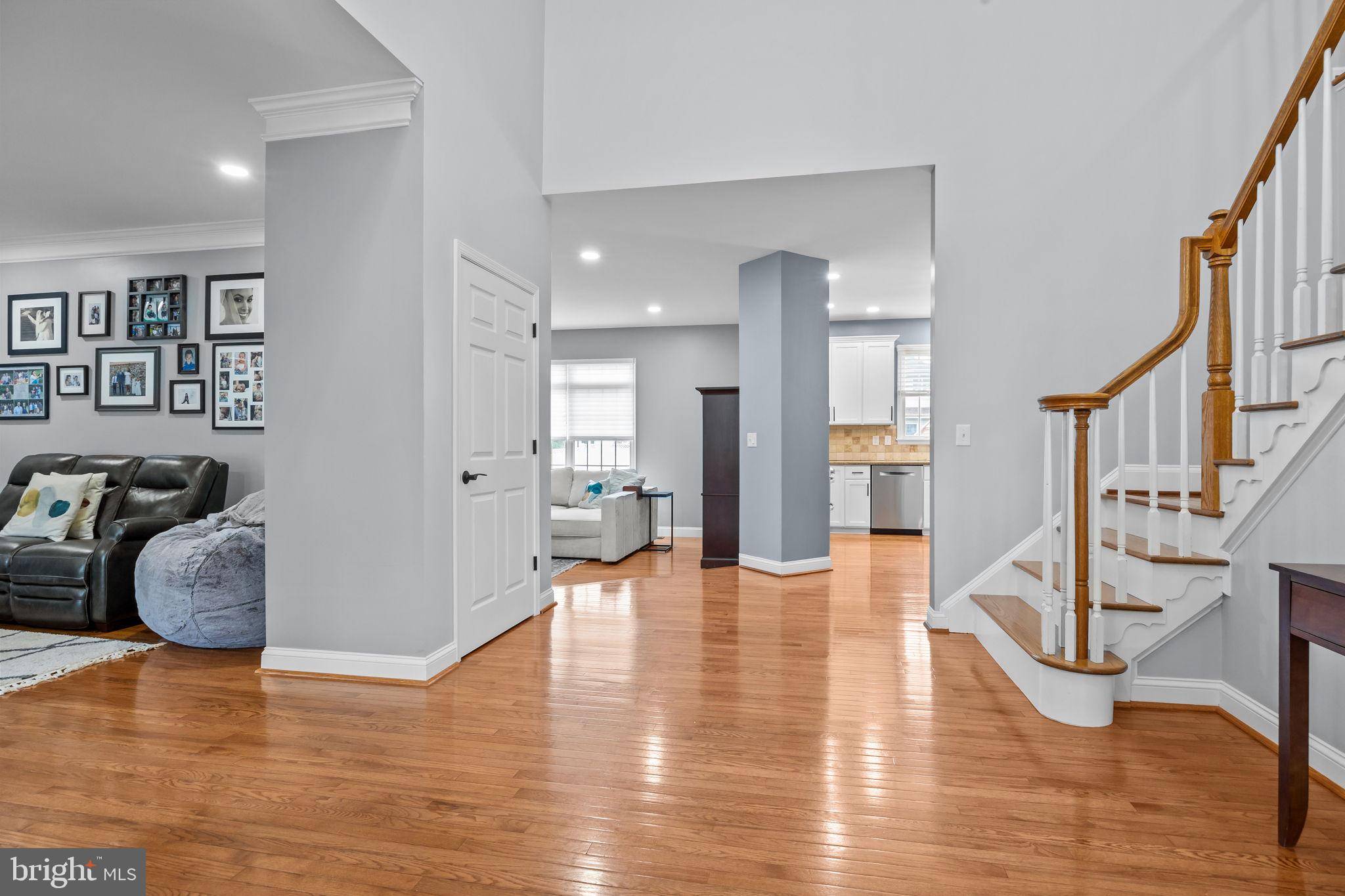 Columbus, NJ 08022,7 IRONGATE CT