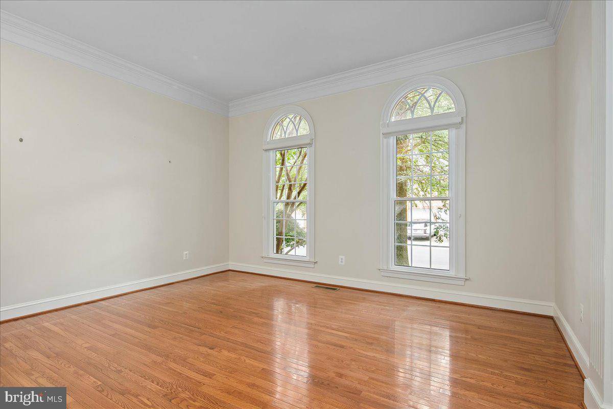 Mclean, VA 22102,1371 NORTHWYCK CT