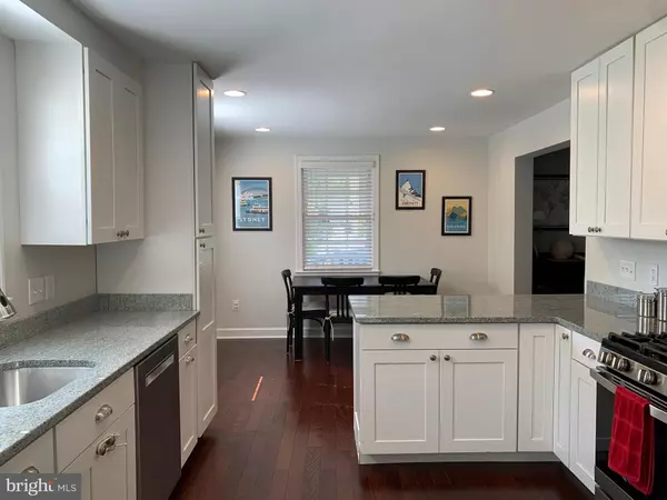 Arlington, VA 22203,353 N GRANADA ST