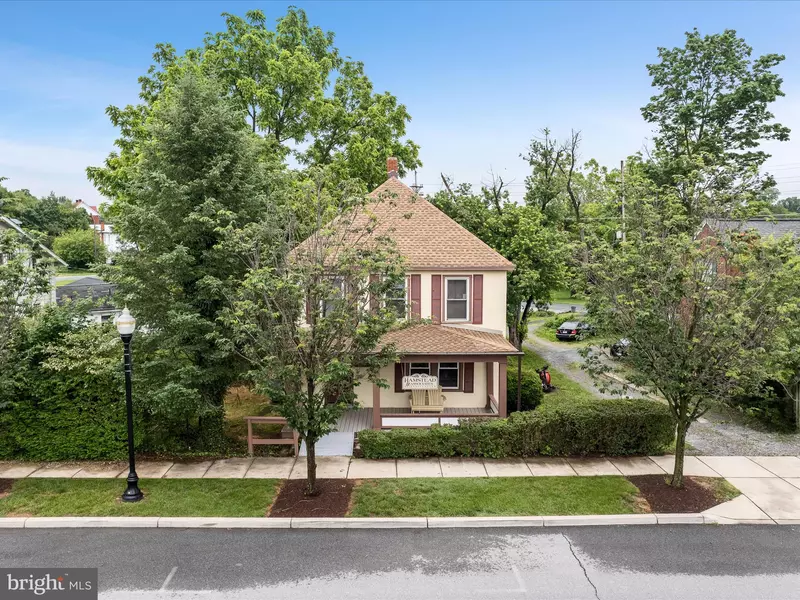 507 S FAIRFAX BLVD, Charles Town, WV 25414