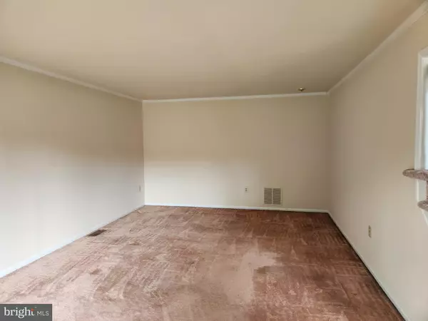 Lansdale, PA 19446,1907 ARMSTRONG DR