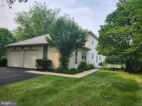 Lansdale, PA 19446,1907 ARMSTRONG DR