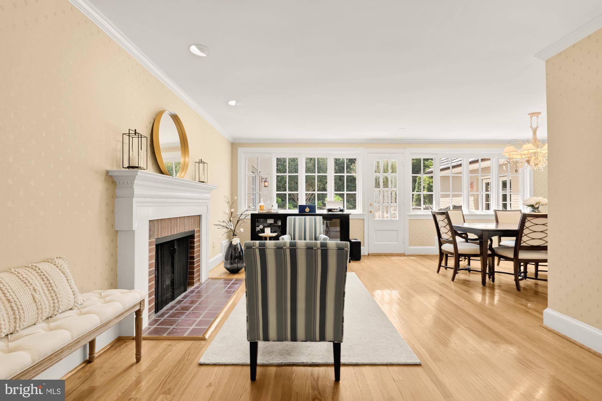 Bethesda, MD 20814,5606 WILSON LN