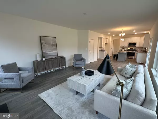 York, PA 17402,3182 OLD DUTCH LN