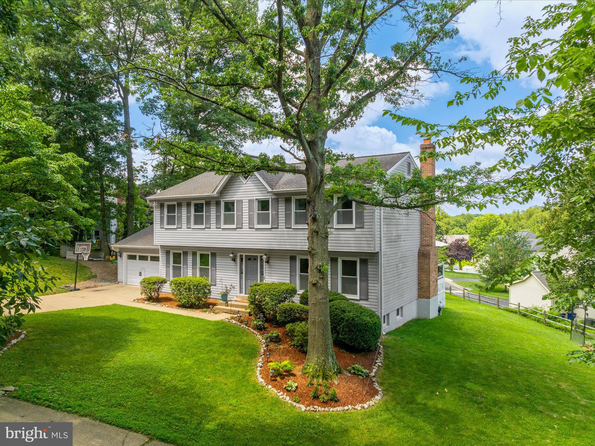 Herndon, VA 20170,914 BARKER HILL RD