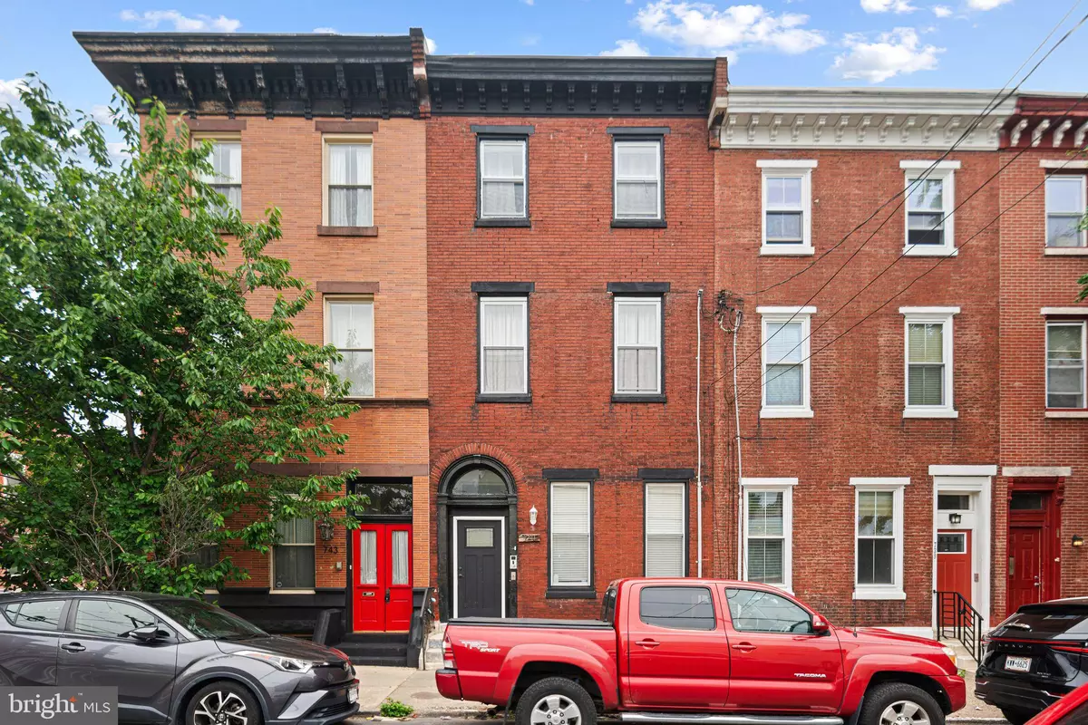 Philadelphia, PA 19130,741 N 17TH ST #2