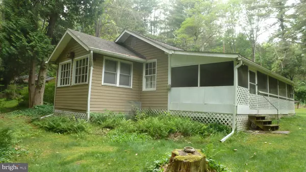 Gardners, PA 17324,735 PINE GROVE RD