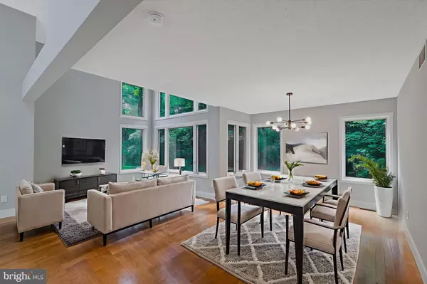 Princeton, NJ 08540,528 SAYRE DR