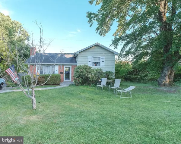 2125 MCKAY ST, Falls Church, VA 22043