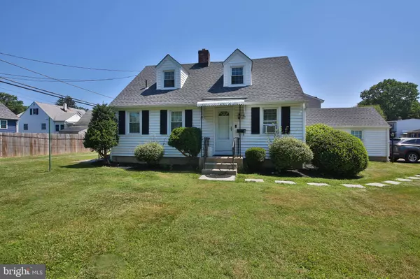 448 HILLCREST AVE, Morrisville, PA 19067
