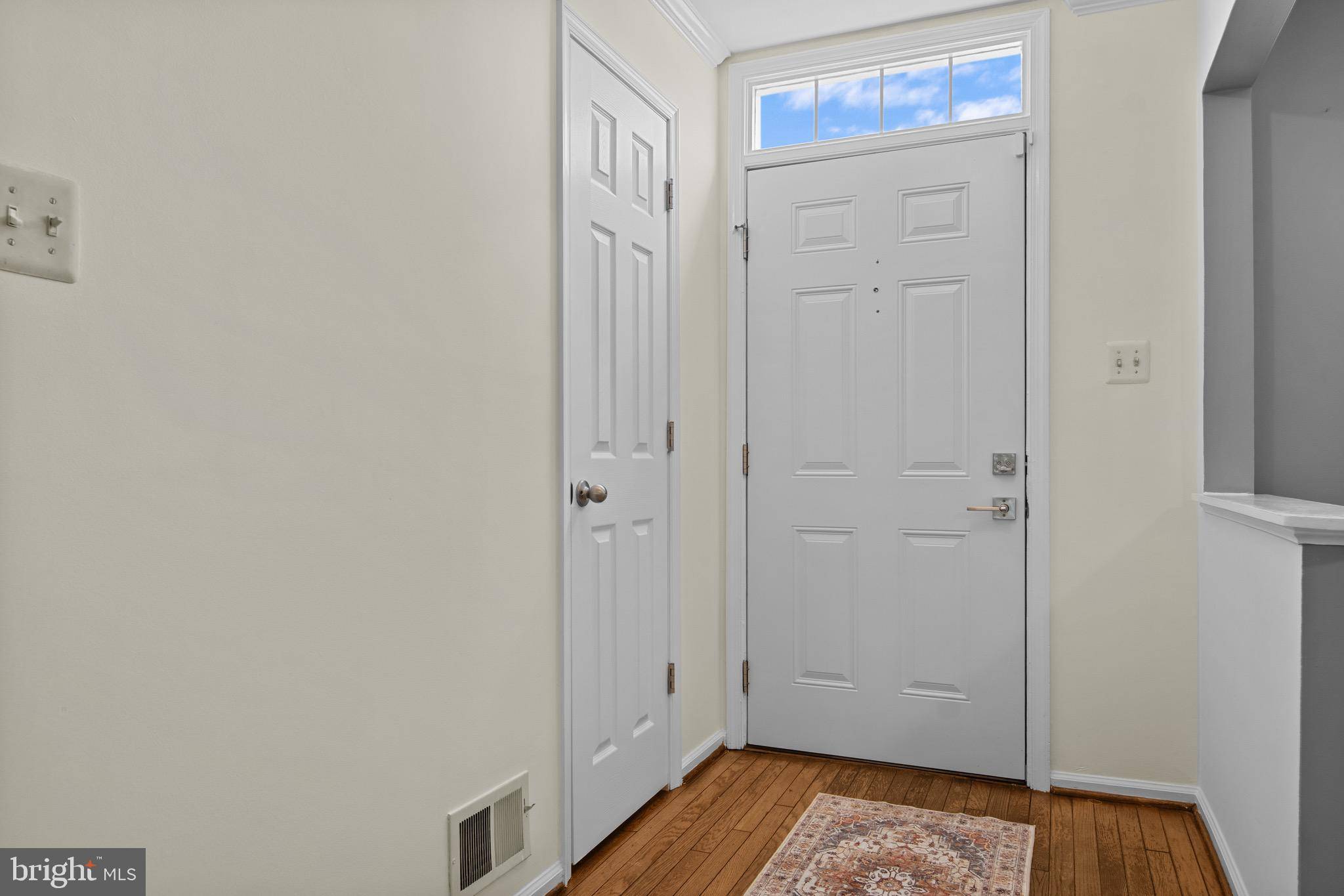 Ashburn, VA 20147,21196 WINDING BROOK SQ