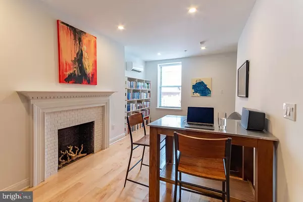 Philadelphia, PA 19107,1311 SPRUCE ST #UNIT 402