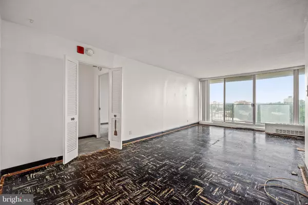 Philadelphia, PA 19131,3900 FORD RD #11B