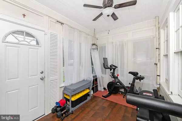 Magnolia, NJ 08049,413 N WARWICK RD