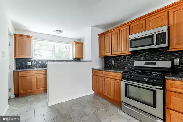 2631 S JUNIPER ST, Philadelphia, PA 19148